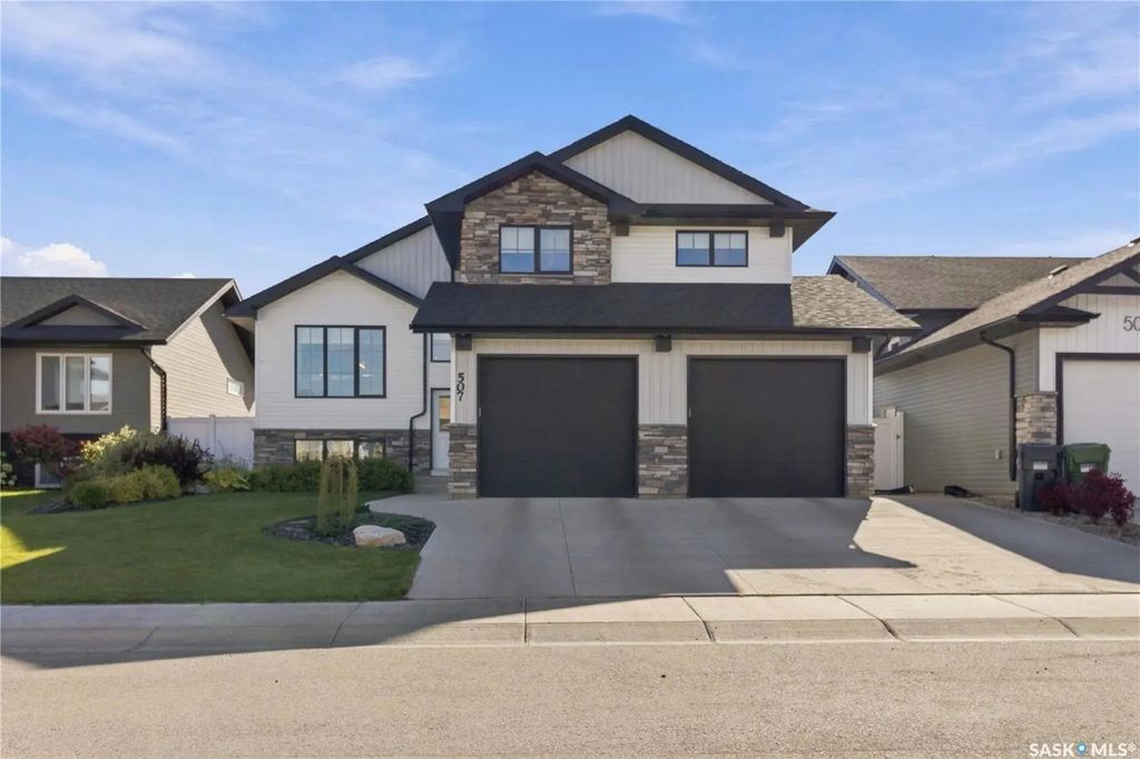 507 Cabrera Way, Warman