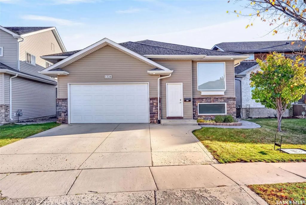 1334 Stensrud Road, Saskatoon