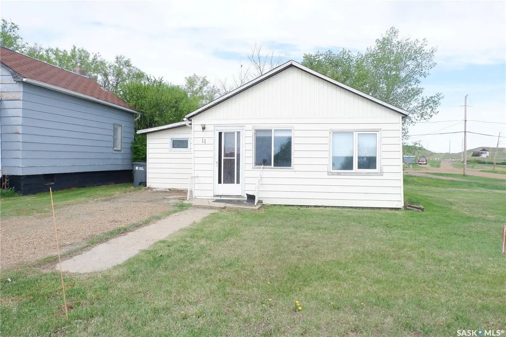 11 B Avenue, Willow Bunch