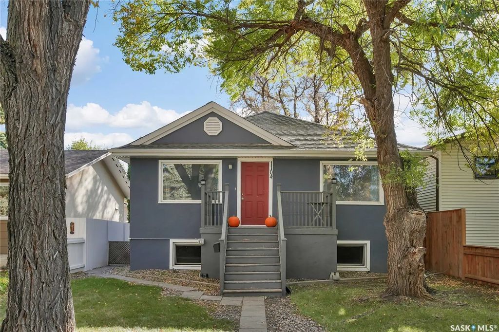 1104 4th Street E, Saskatoon