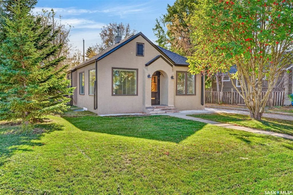 347 8th Street E, Prince Albert