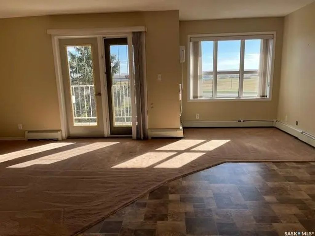 #102 - 305 1st Avenue, Caronport