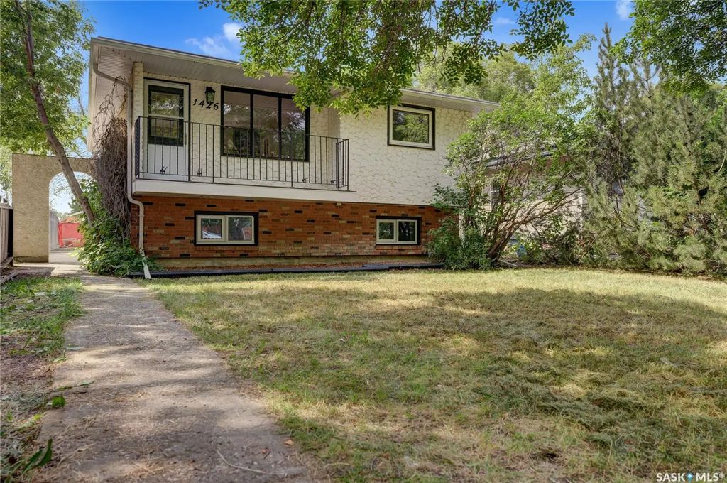 1426 Southam Street, Regina