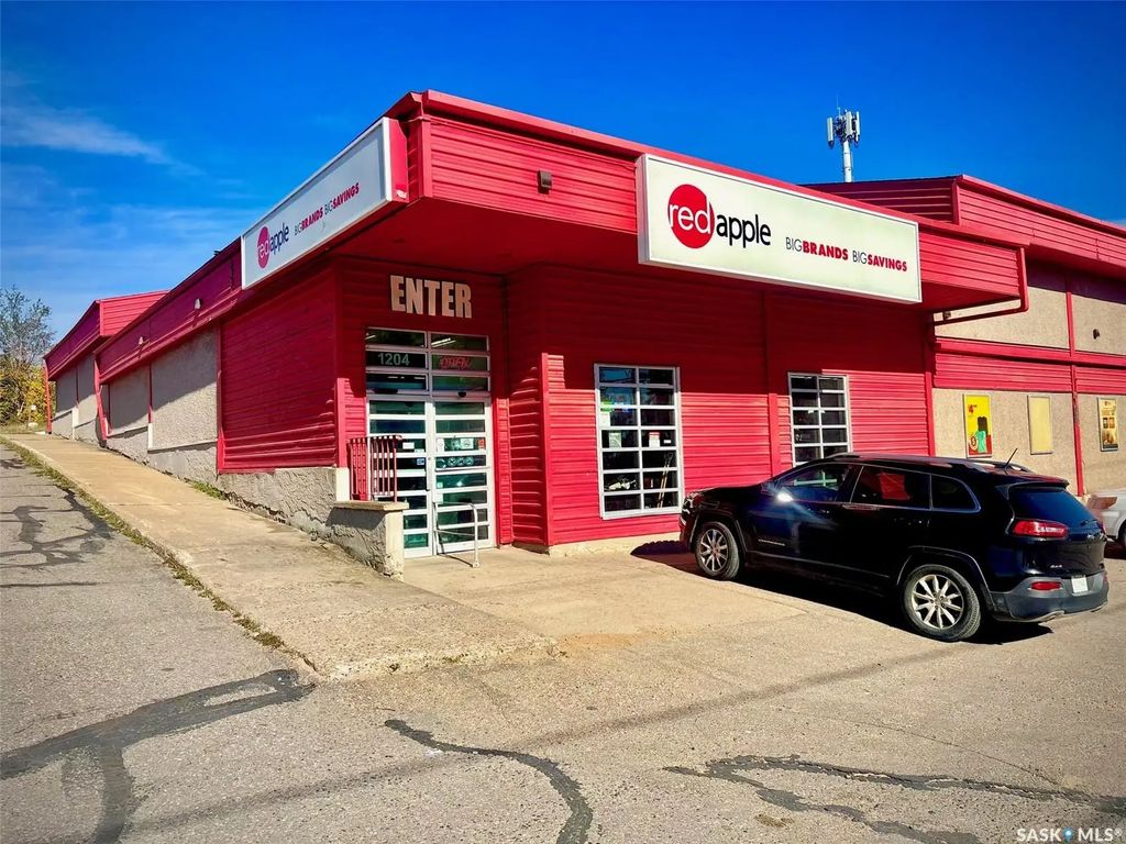 1204 La Ronge Avenue, La Ronge