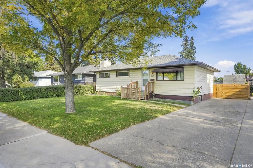 226 U Avenue N, Saskatoon
