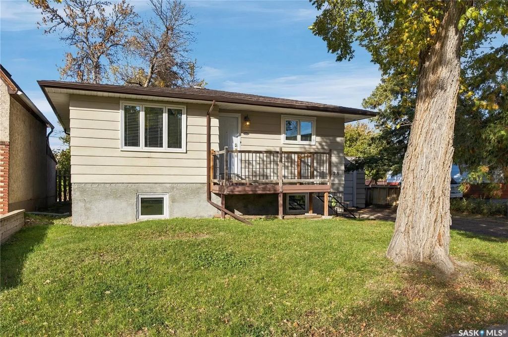 328 College Avenue E, Regina