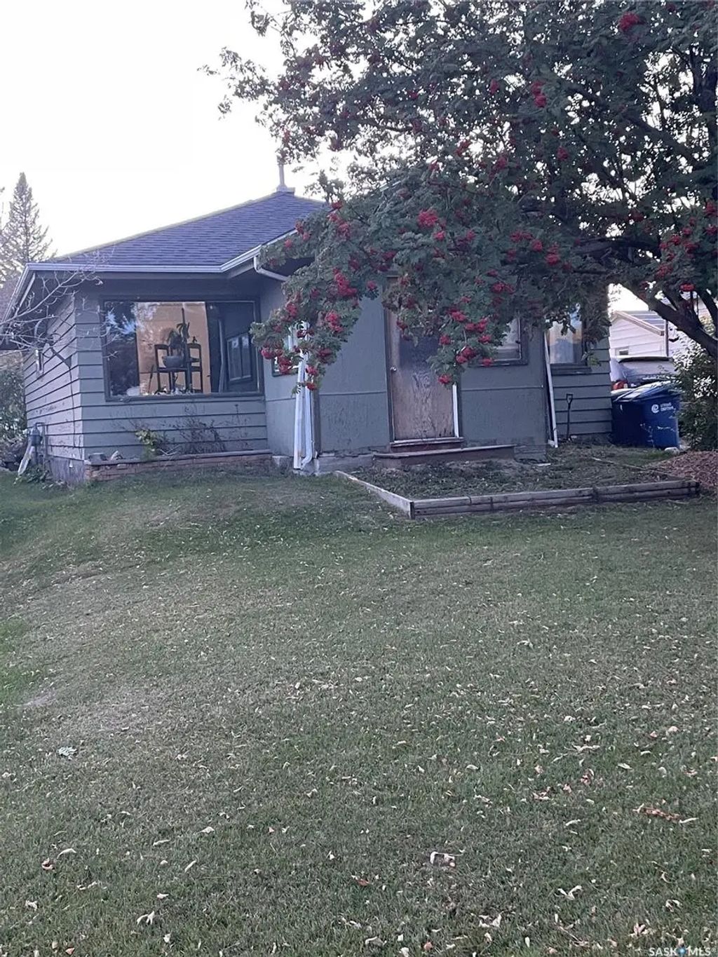 812 Elsinore Street, Whitewood