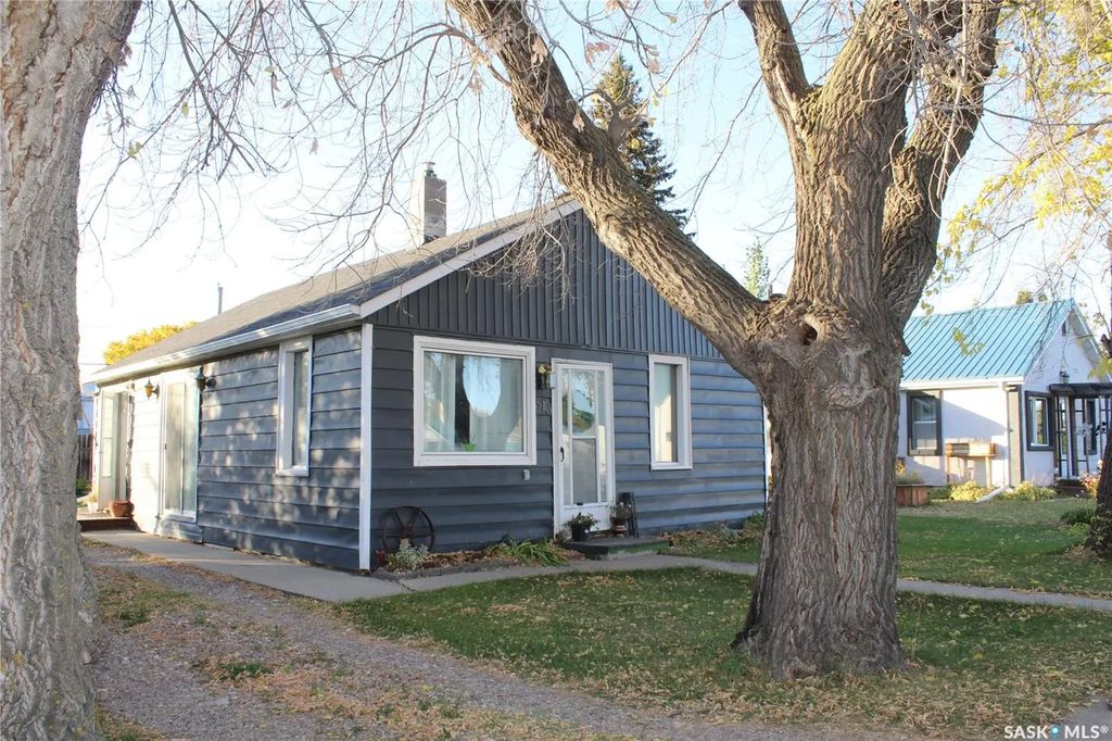 513 2nd Street W, Wilkie