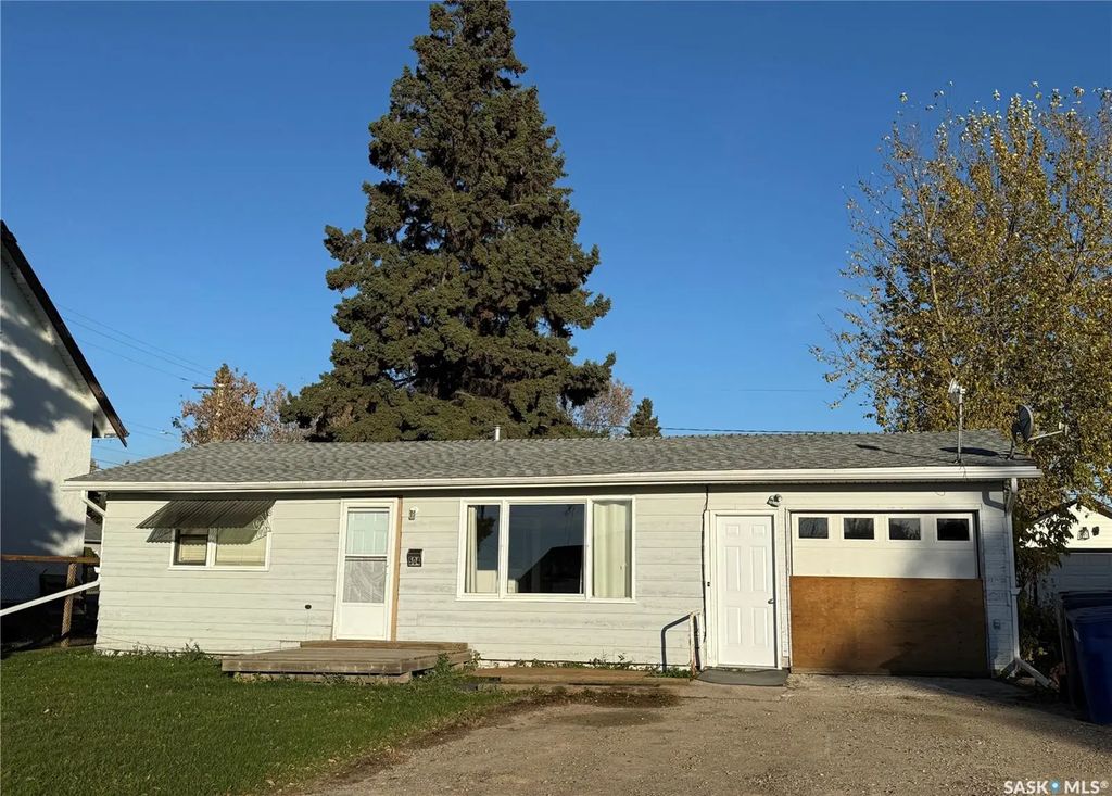 504 3rd Street W, Meadow Lake