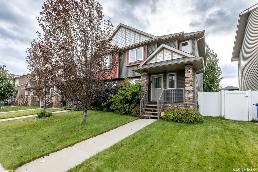 1318 Hunter Road, Saskatoon