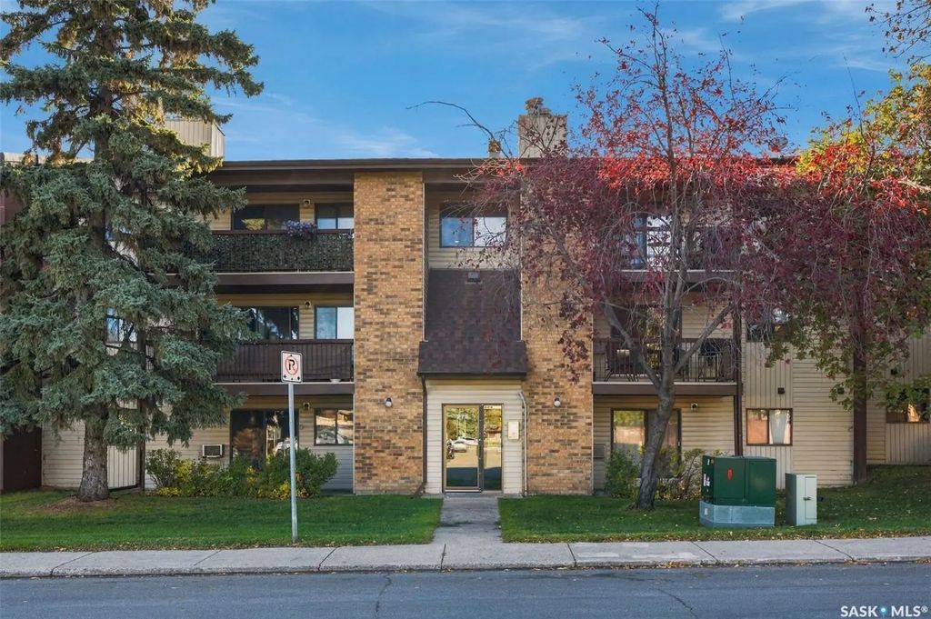 #202 - 275 Kingsmere Boulevard, Saskatoon