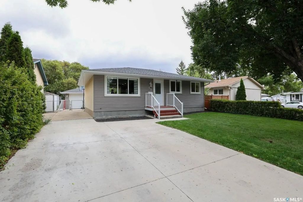 55 Peart Cres, Regina