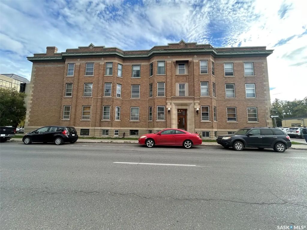 #24 - 2201 14th Avenue, Regina