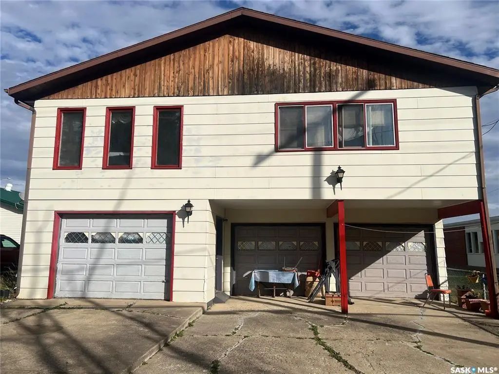 123 Mcallister Avenue, Porcupine Plain