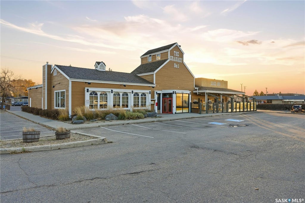 2806 8th Street E, Saskatoon