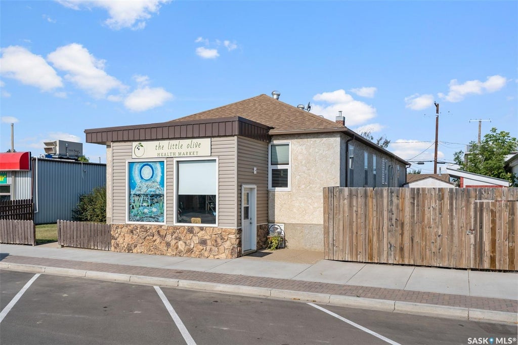 103 Main Street, Watrous