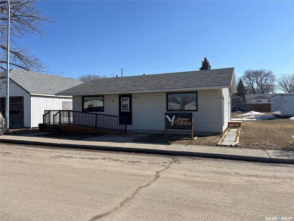#ne - 90 1st Street, Wadena