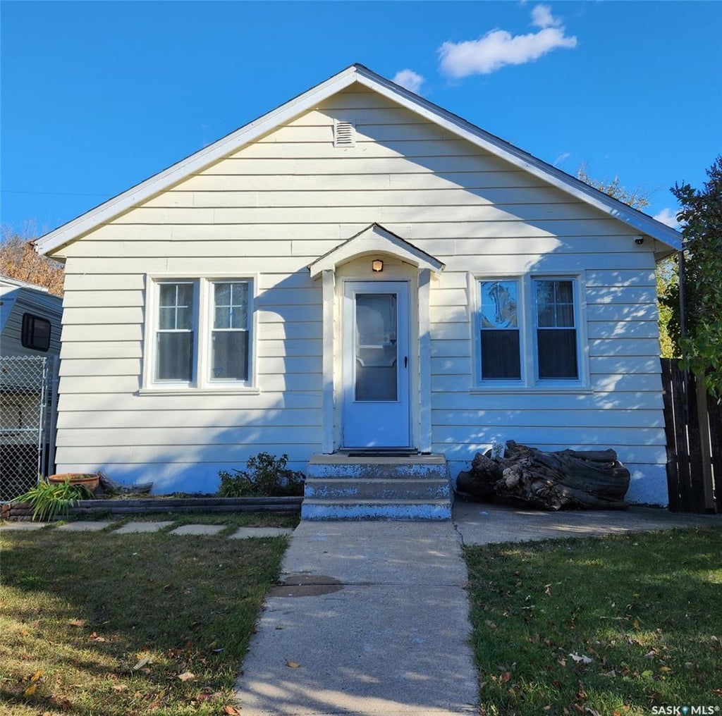 214 L Avenue N, Saskatoon