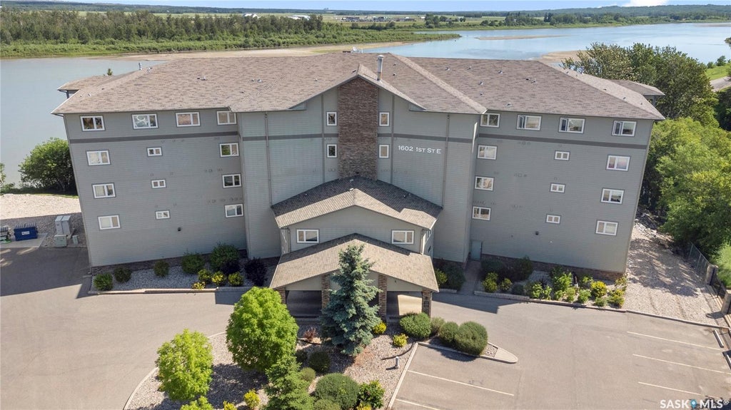#103 - 1602 1st Street E, Prince Albert