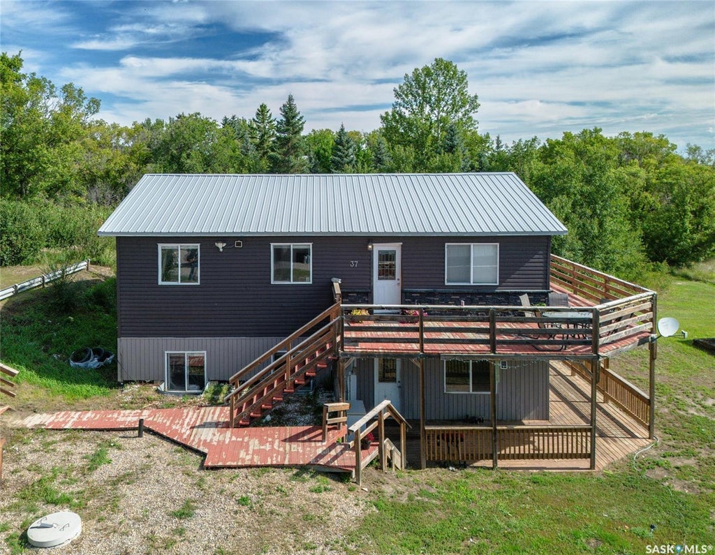 37 Parkbeg Street, Caron Rm No. 162