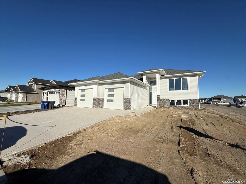 501 Jones Cres, Warman