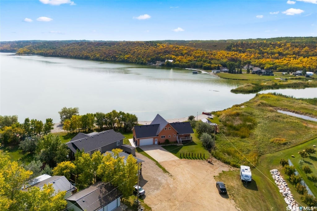 30 Larocque Estates, Katepwa Beach