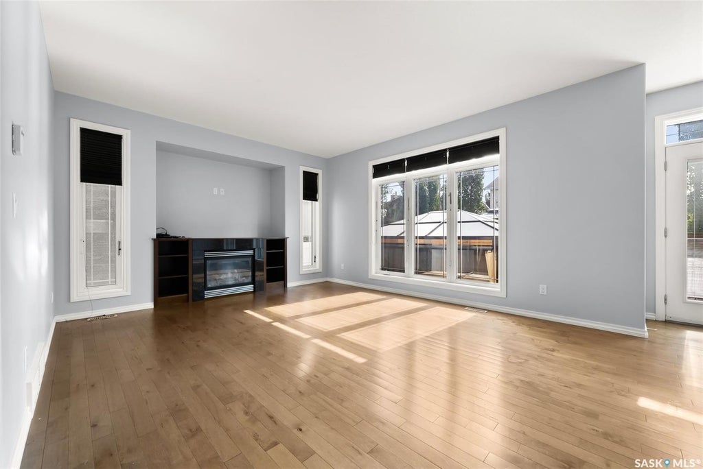 6925 Maple Ridge Drive, Regina