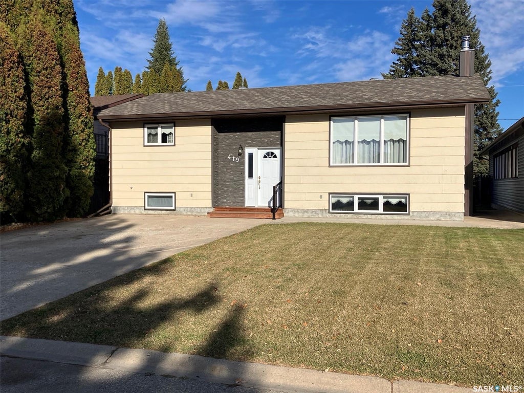 419 8th Avenue W, Nipawin