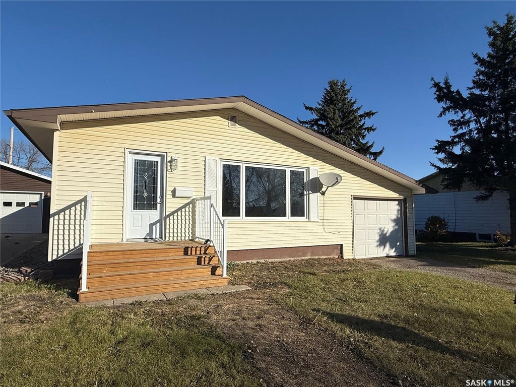 22 Souris Avenue, Redvers