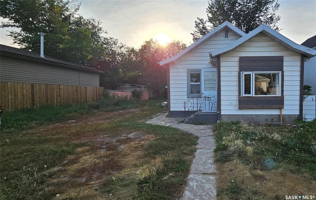 127 M Avenue S, Saskatoon