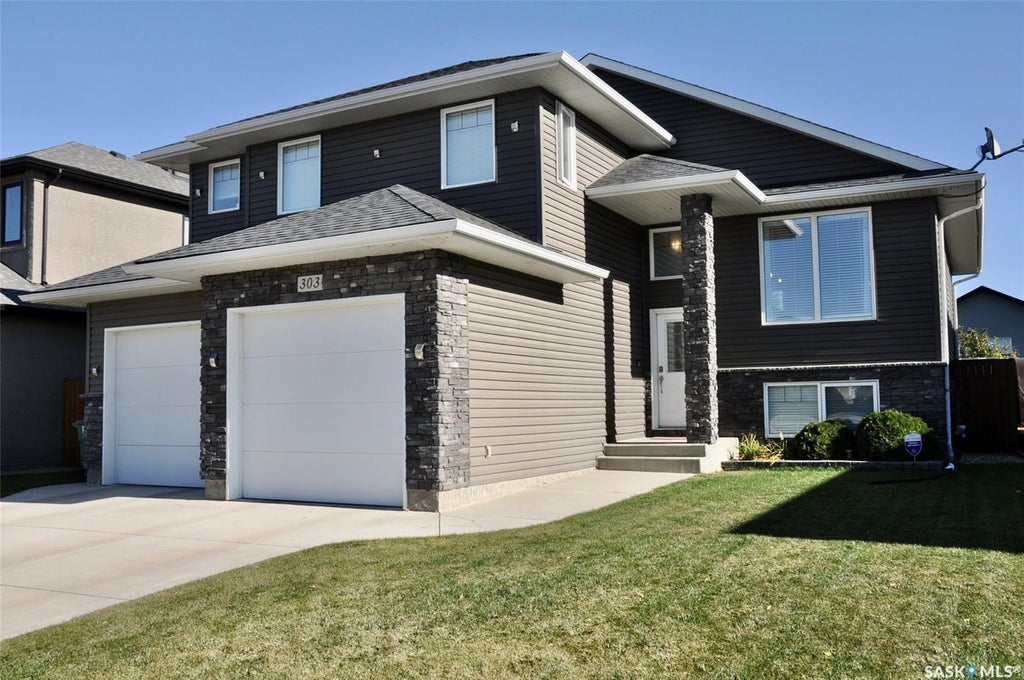 303 Roy Cres, Saskatoon