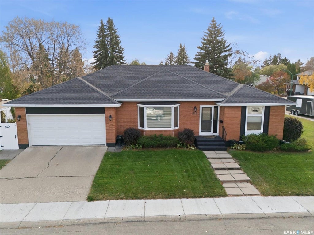 619 Trent Cres, Saskatoon