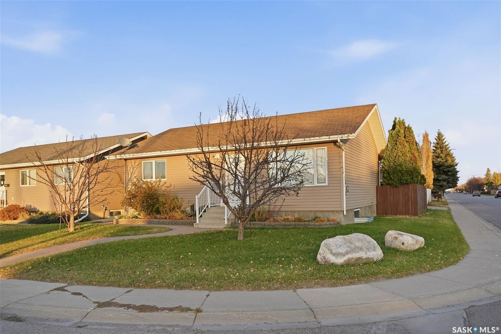 301 1st Avenue N, Martensville