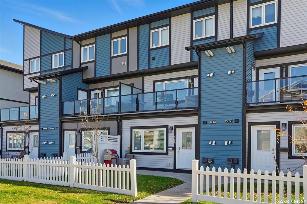 #258 - 250 Akhtar Bend, Saskatoon