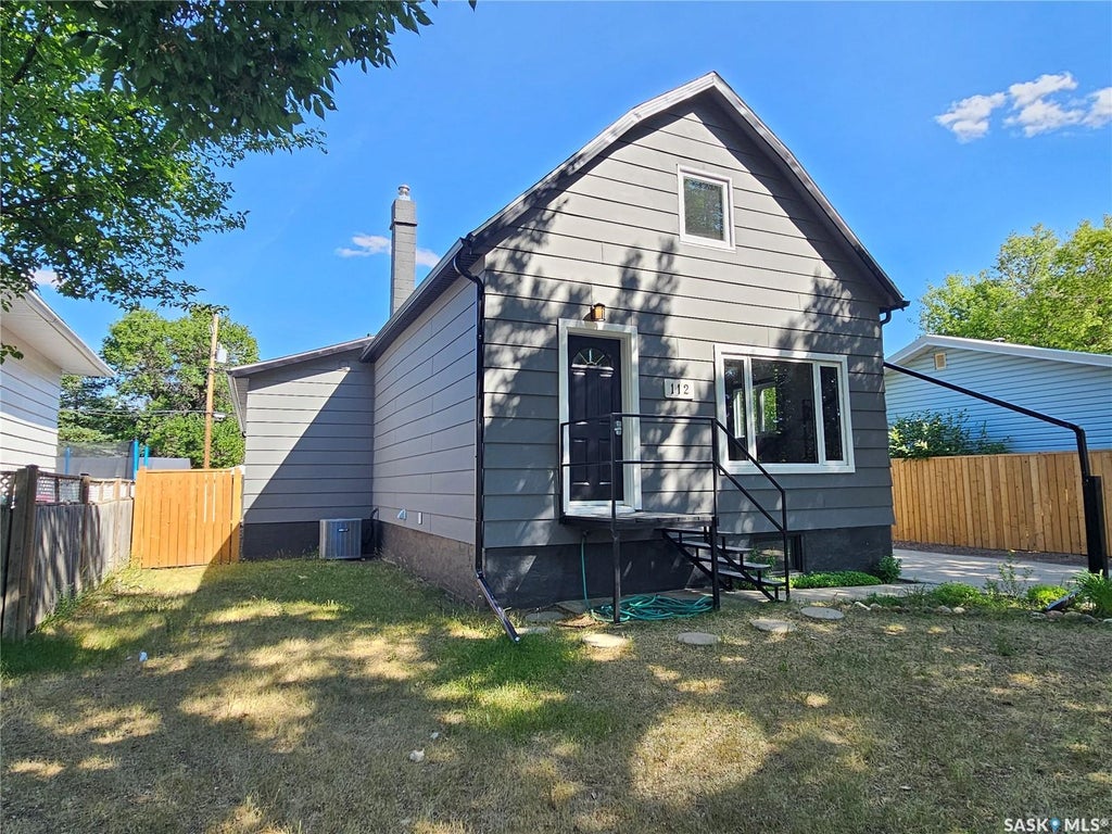 112 Herbert Street, Maple Creek