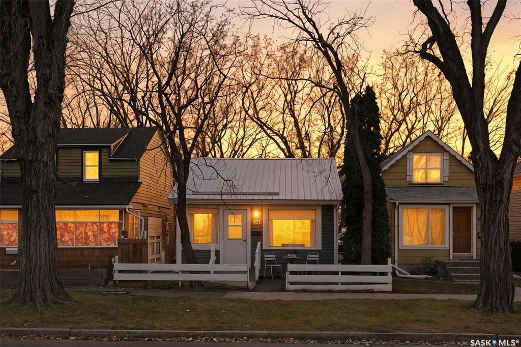 821 G Avenue N, Saskatoon