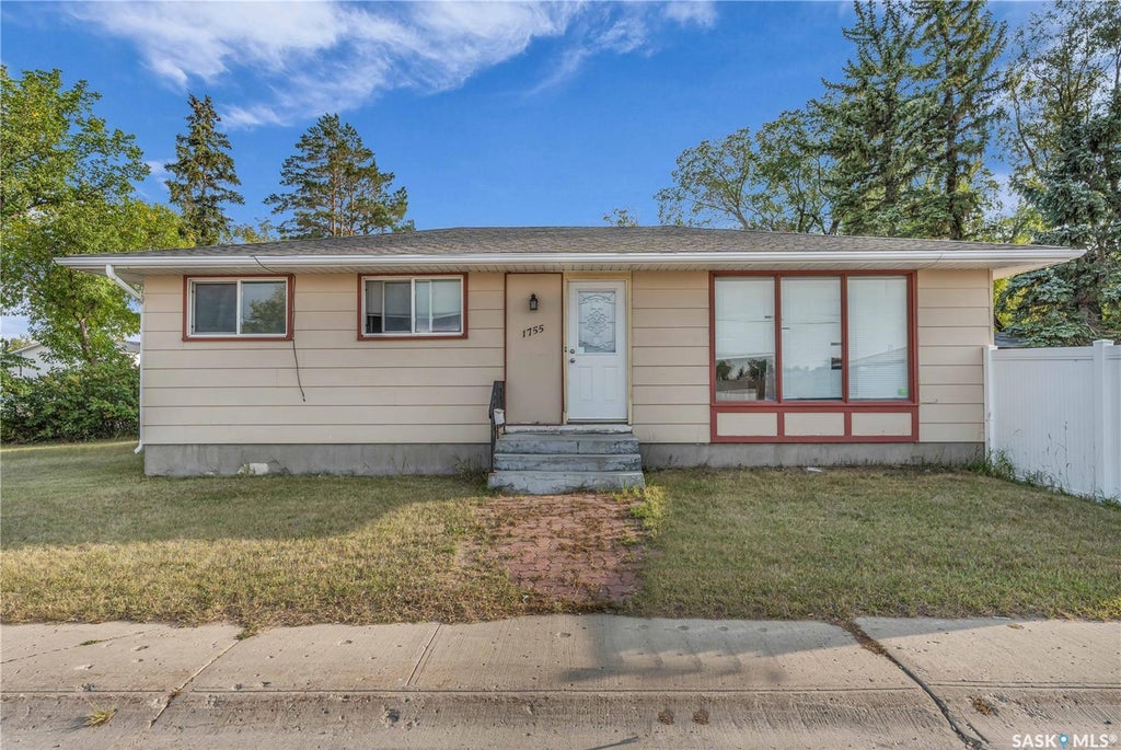 1755 9th Avenue E, Regina