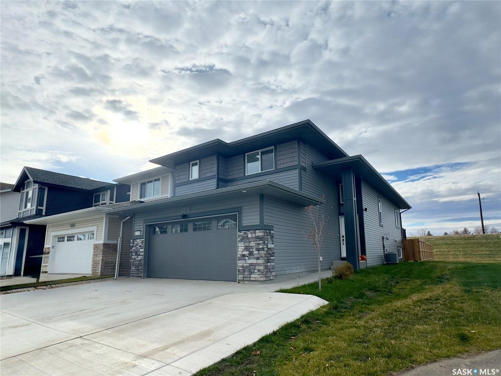302 Pepper Place, Saskatoon