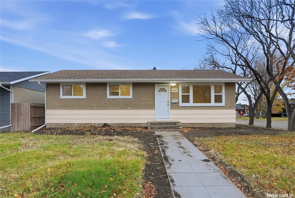 1652 Central Avenue, Saskatoon