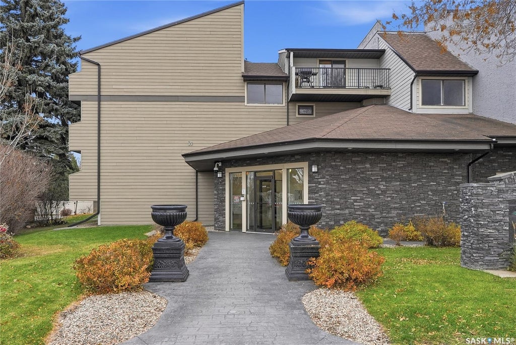 #303 - 2233 St Henry Avenue, Saskatoon