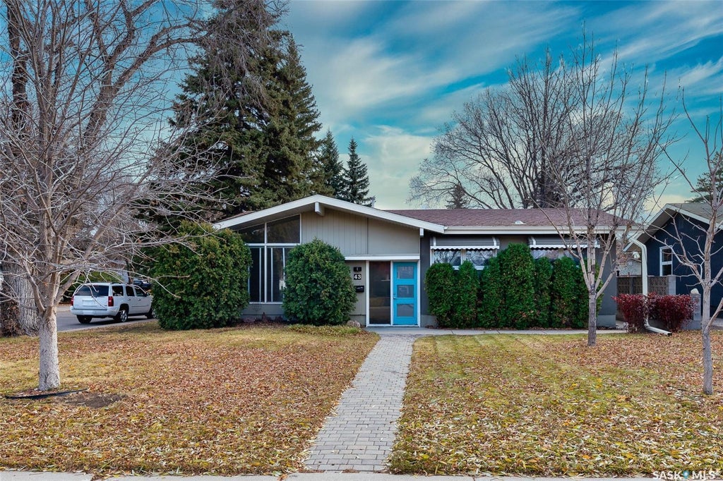 43 Spinks Drive, Saskatoon