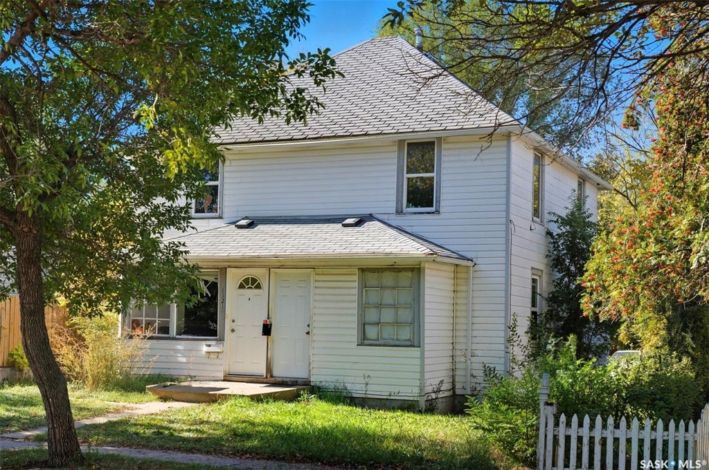 1121 108th Street, North Battleford