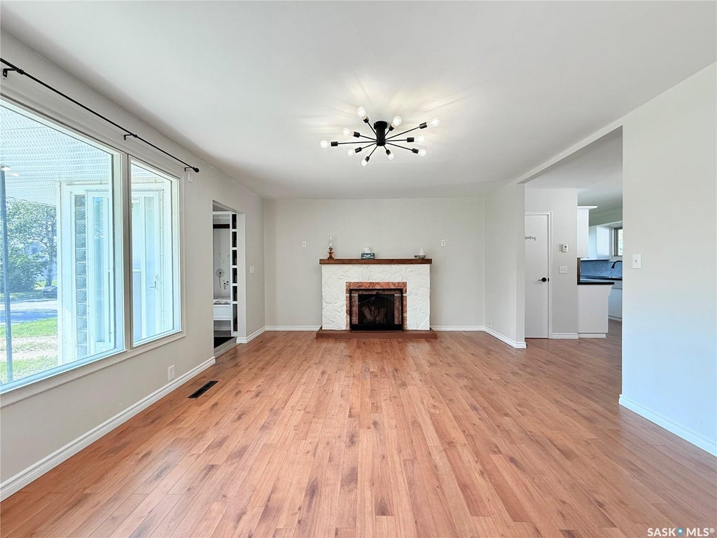 201 Ottawa Street, Davidson