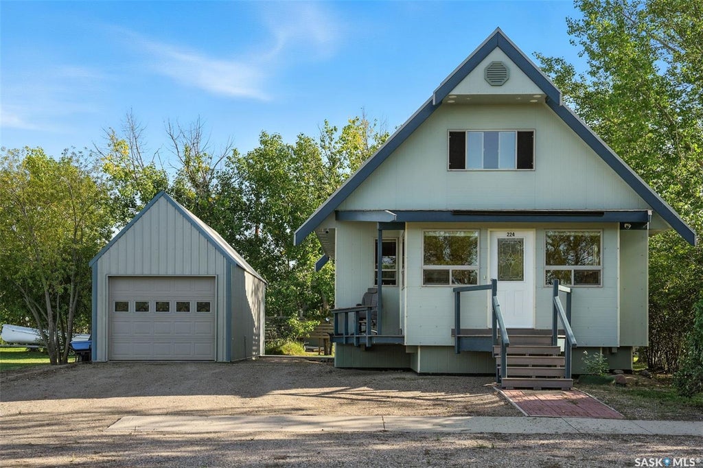 224 Bird Street, Loreburn