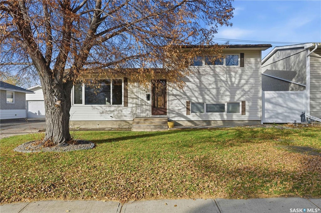 128 Yarnton Cres, Regina