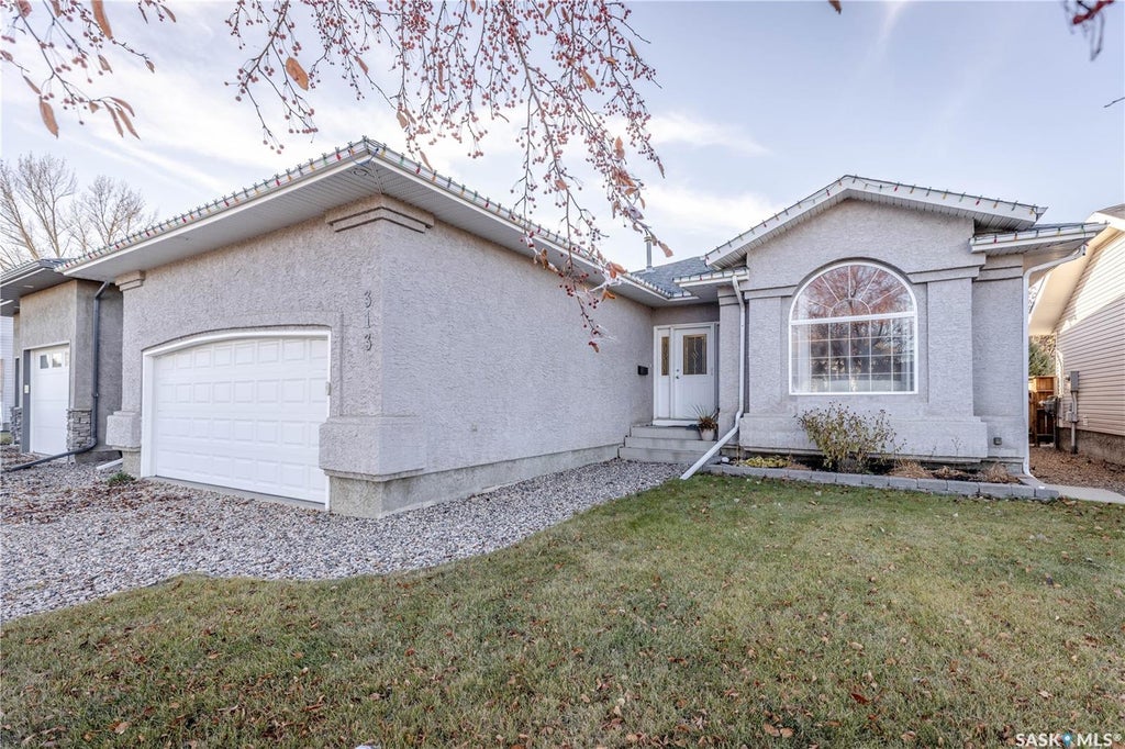 313 Victor Lane, Dalmeny