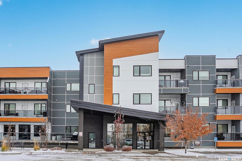 #300 - 105 Willis Cres, Saskatoon