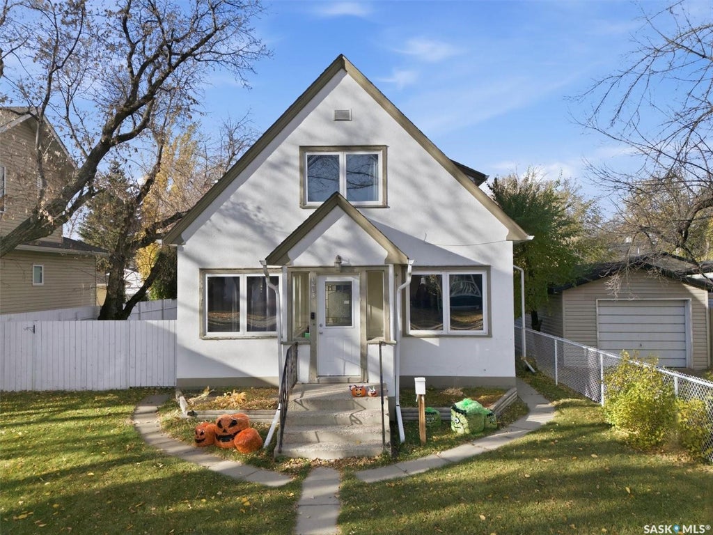 1413 Alexandra Avenue, Saskatoon