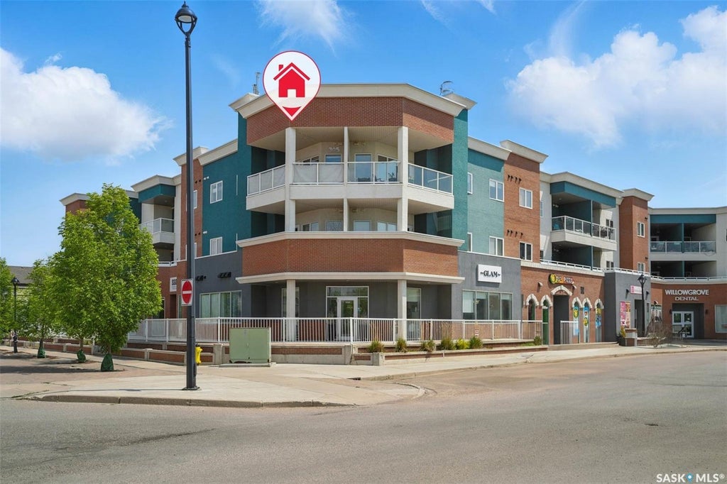 #305 - 412 Willowgrove Square, Saskatoon