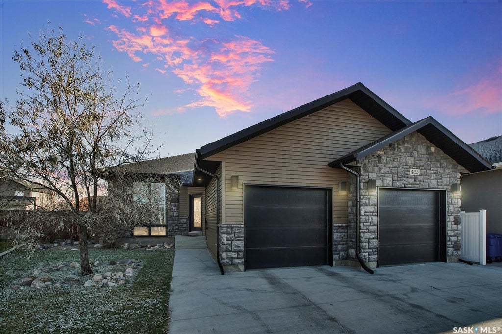 424 Lyle Cres, Warman